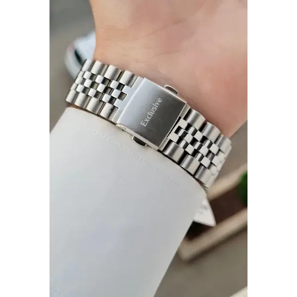 Kadranı Yeşil Kordonu Gümüş Renk 44 Mm İç Göstergeleri Aktif Erkek Kol Saati