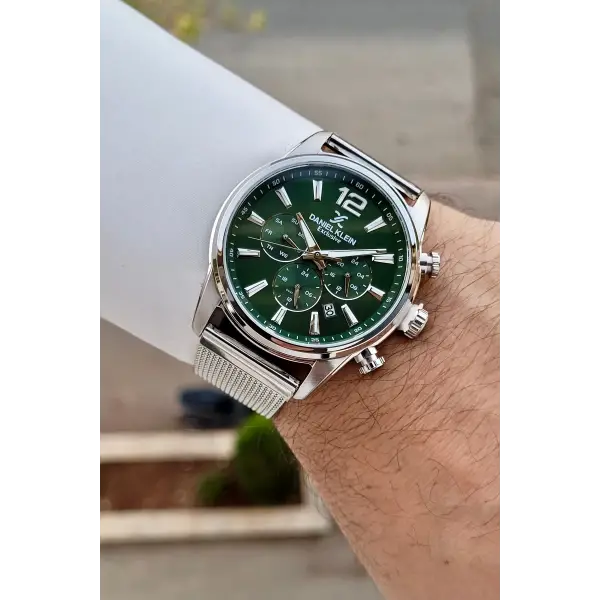 Kadranı Yeşil Kordonu Gümüş Renk 43 Mm İç Göstergeleri Aktif Erkek Kol Saati