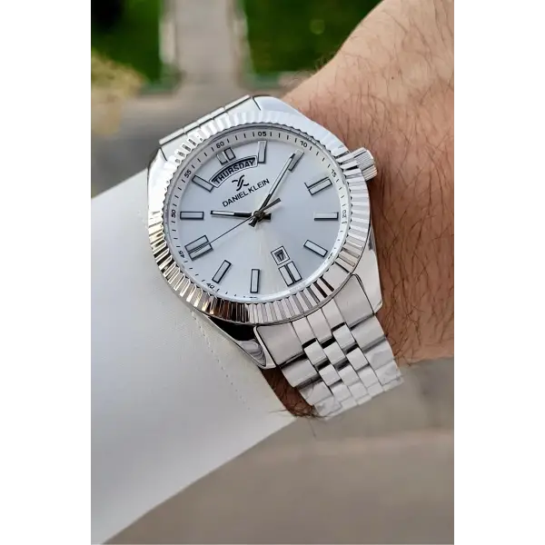 Gümüş Renk 42 Mm İç Göstergeleri Aktif Erkek Kol Saati