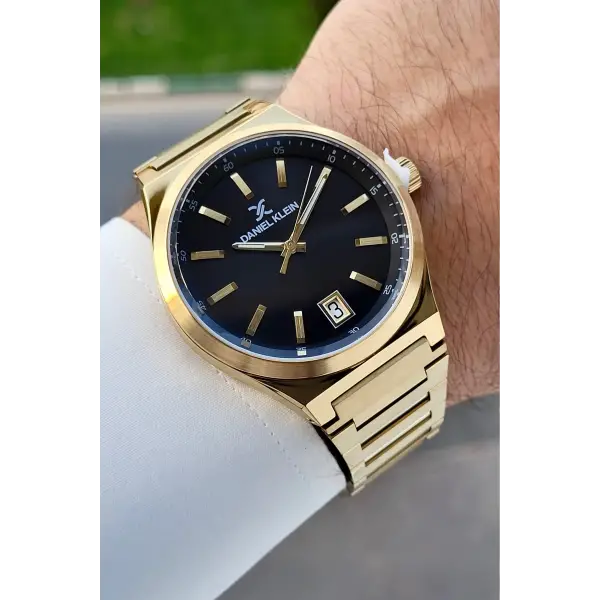 Kadranı Siyah Kordonu Gold Renk 42 Mm İç Göstergeleri Aktif Erkek Kol Saati