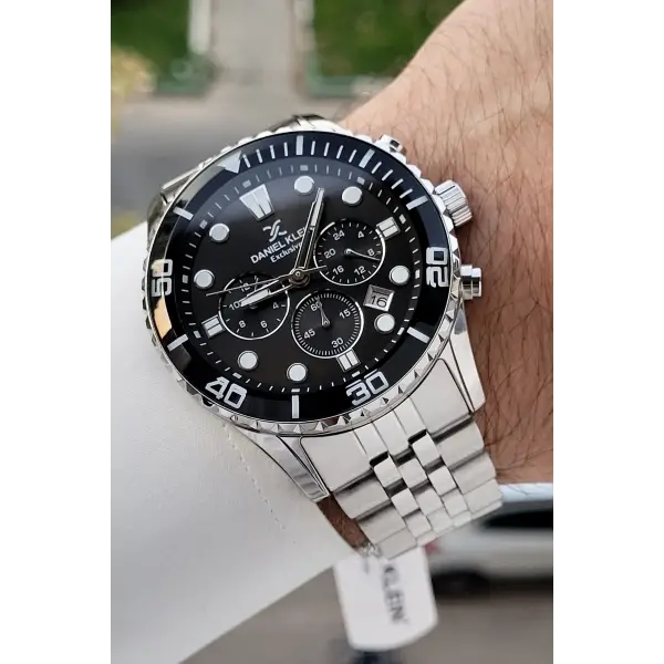 Kadranı Siyah Kordonu Gümüş Renk 44 Mm İç Göstergeleri Aktif Erkek Kol Saati