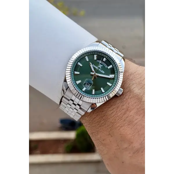 Kadranı Yeşil Kordonu Gümüş Renk 42 Mm İç Göstergeleri Aktif Erkek Kol Saati