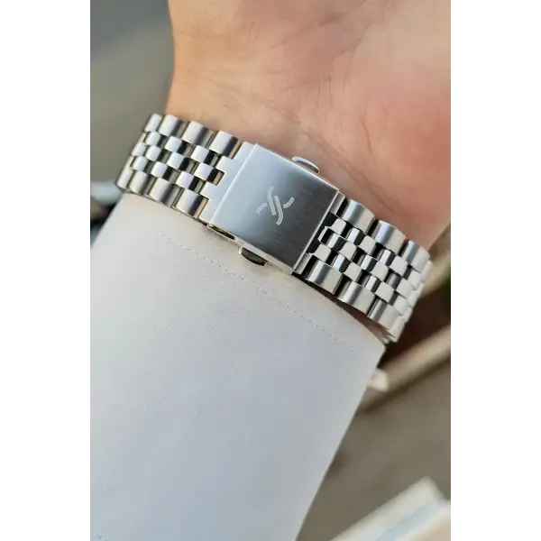 Kadranı Yeşil Kordonu Gümüş Renk 42 Mm İç Göstergeleri Aktif Erkek Kol Saati