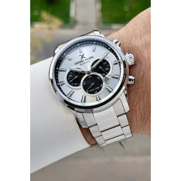 Göstergeleri Aktif Kadranı Gümüş Renk Hediye Paketli Erkek Kol Saati