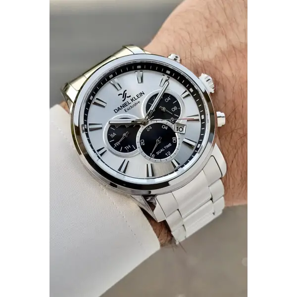 Göstergeleri Aktif Kadranı Gümüş Renk Hediye Paketli Erkek Kol Saati