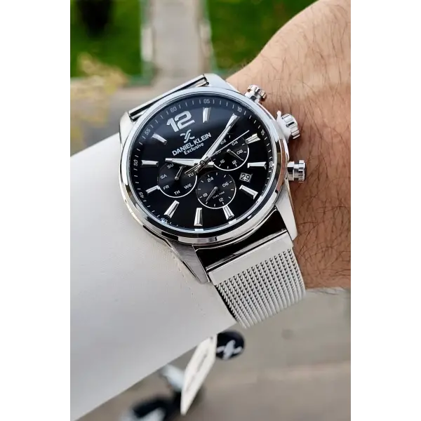 Kadranı Siyah Kordonu Gümüş Renk 43 Mm İç Göstergeleri Aktif Erkek Kol Saati