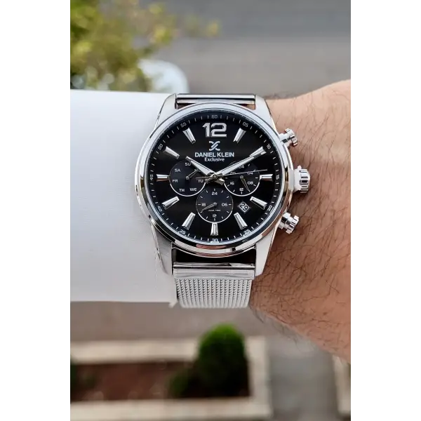 Kadranı Siyah Kordonu Gümüş Renk 43 Mm İç Göstergeleri Aktif Erkek Kol Saati