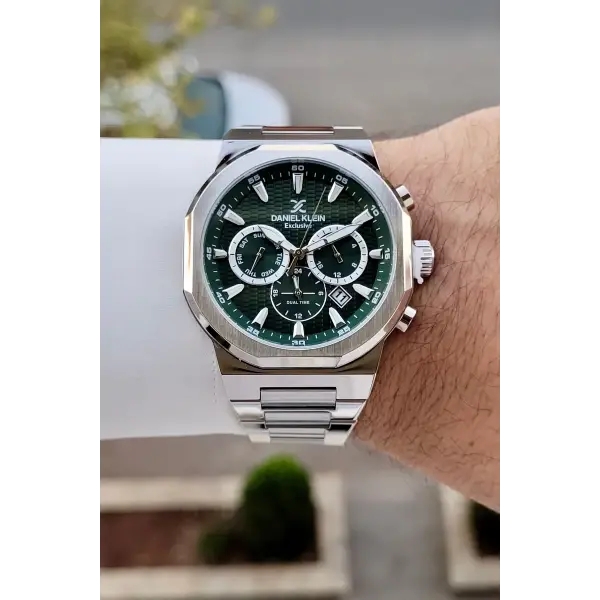 Kadranı Yeşil Kordonu Gümüş Renk 43 Mm İç Göstergeleri Aktif Erkek Kol Saati