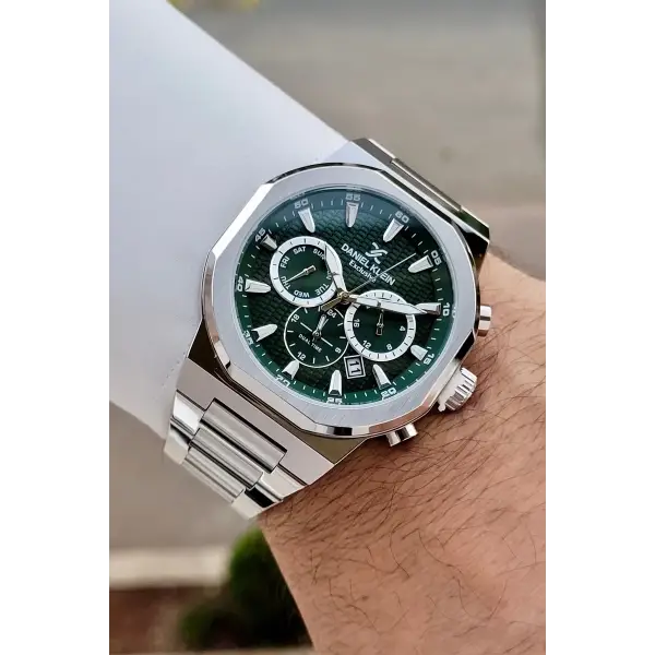 Kadranı Yeşil Kordonu Gümüş Renk 43 Mm İç Göstergeleri Aktif Erkek Kol Saati