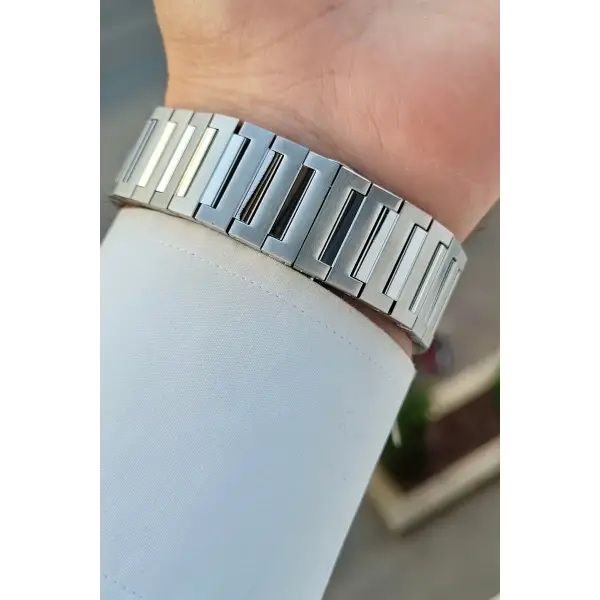 Gümüş Renk 42 Mm İç Göstergeleri Aktif Erkek Kol Saati