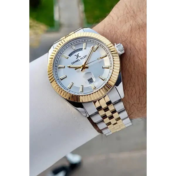 Gold Gümüş Renk 42 Mm İç Göstergeleri Aktif Erkek Kol Saati