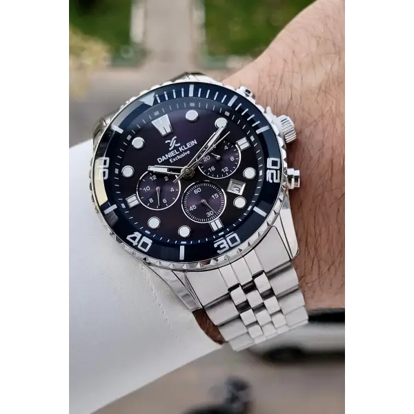 Kadranı Lacivert Kordonu Gümüş Renk 44 Mm İç Göstergeleri Aktif Erkek Kol Saati