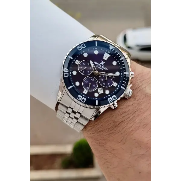 Kadranı Lacivert Kordonu Gümüş Renk 44 Mm İç Göstergeleri Aktif Erkek Kol Saati