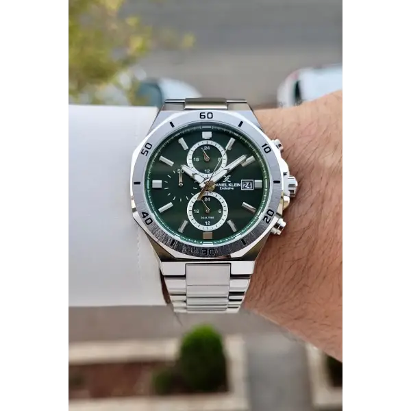 Kadranı Yeşil Kordonu Gümüş Renk 42 Mm İç Göstergeleri Aktif Erkek Kol Saati