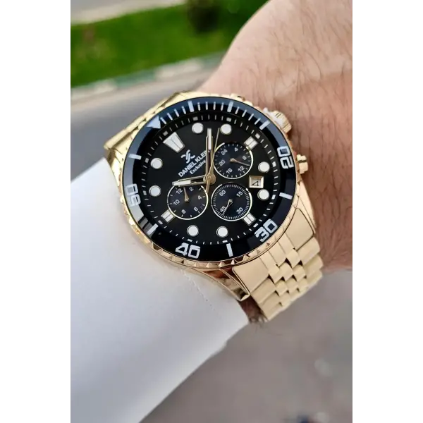 Kadranı Siyah Kordonu Gold Renk 44 Mm İç Göstergeleri Aktif Erkek Kol Saati