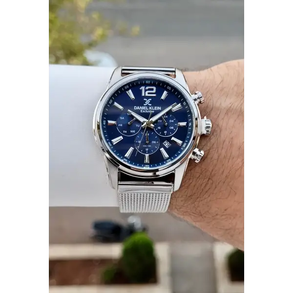 Kadranı Lacivert Kordonu Gümüş Renk 43 Mm İç Göstergeleri Aktif Erkek Kol Saati