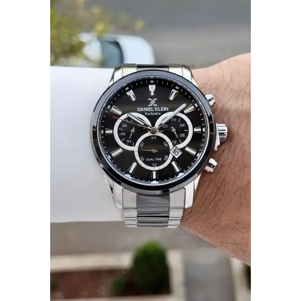 Göstergeleri Aktif Kadranı Siyah Gümüş Renk Hediye Paketli Erkek Kol Saati