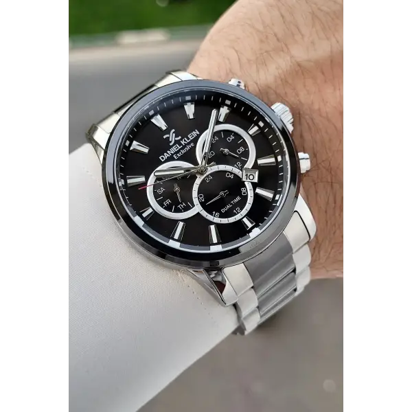 Göstergeleri Aktif Kadranı Siyah Gümüş Renk Hediye Paketli Erkek Kol Saati