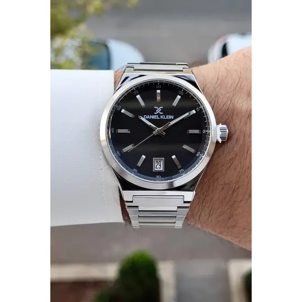 Kadranı Siyah Kordonu Gümüş Renk 42 Mm İç Göstergeleri Aktif Erkek Kol Saati