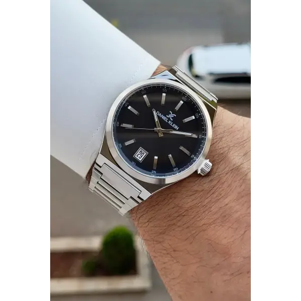 Kadranı Siyah Kordonu Gümüş Renk 42 Mm İç Göstergeleri Aktif Erkek Kol Saati