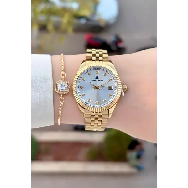 Gold Renk 34 Mm Hediye Paketli Kadın Kol Saati ve Hediye Baget Bileklik