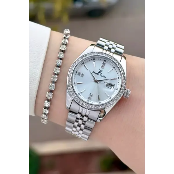 Gümüş Renk 32,5 Mm Kadın Kol Saati ve Bileklik