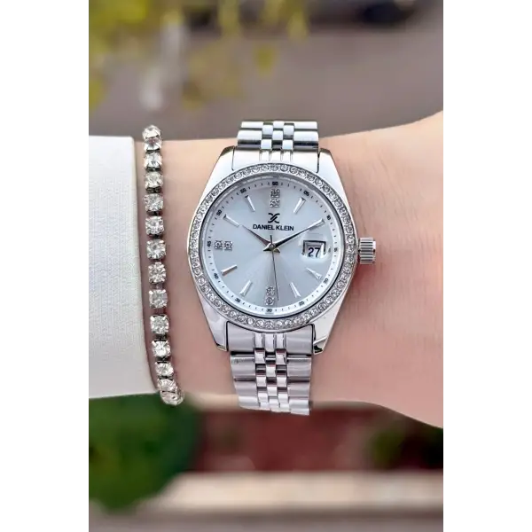 Gümüş Renk 32,5 Mm Kadın Kol Saati ve Bileklik
