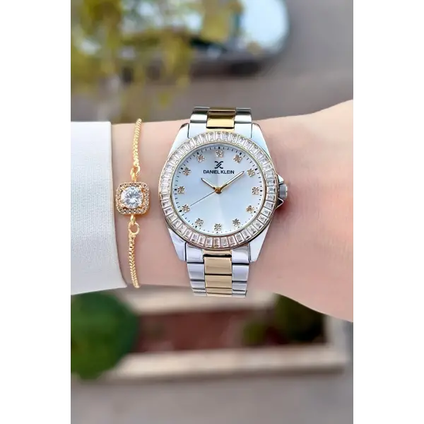 Gold Gümüş Renk 34 Mm Hediye Paketli Kadın Kol Saati ve Hediye Baget Bileklik