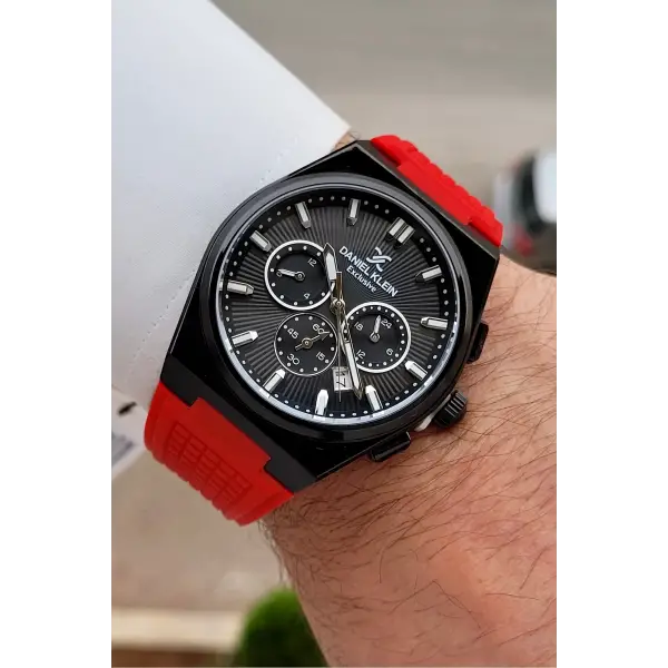 Kasası Siyah Kordonu Kırmızı Renk 44 Mm Göstergeleri Aktif Erkek Kol Saati