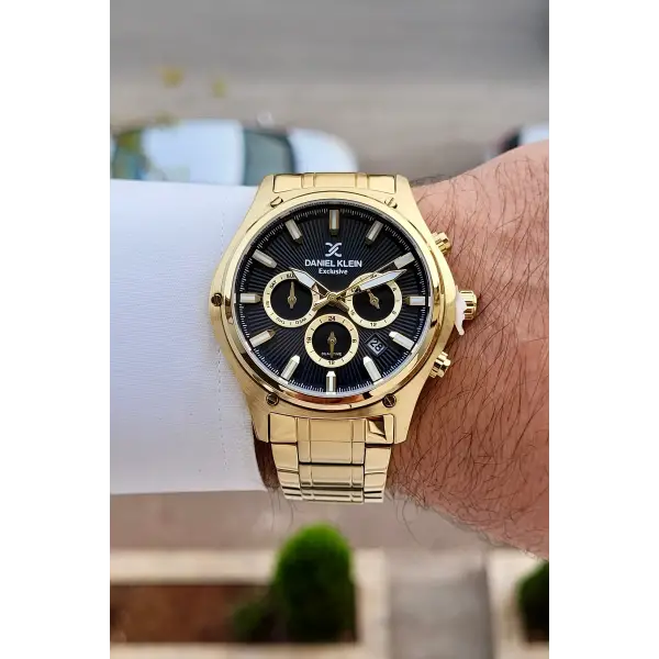 Kadranı Siyah Kordonu Gold Renk 44 Mm Göstergeleri Aktif Erkek Kol Saati