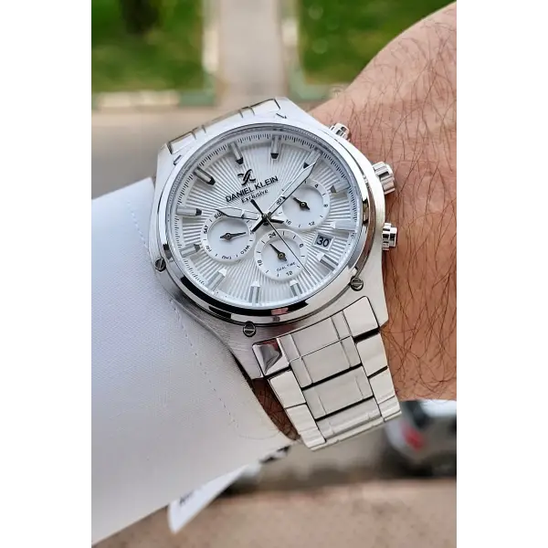 Gümüş Renk 44 Mm Göstergeleri Aktif Erkek Kol Saati