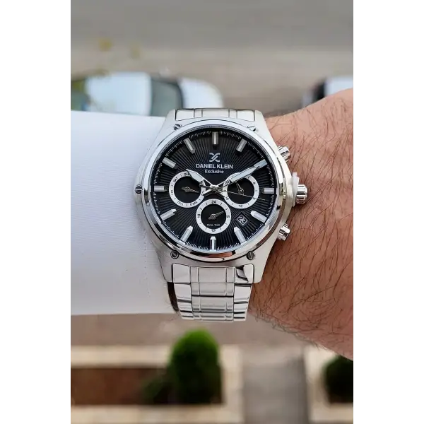 Kadranı Siyah Kordonu Gümüş Renk 44 Mm Göstergeleri Aktif Erkek Kol Saati