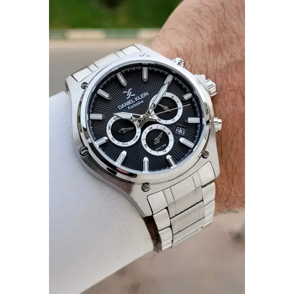 Kadranı Siyah Kordonu Gümüş Renk 44 Mm Göstergeleri Aktif Erkek Kol Saati