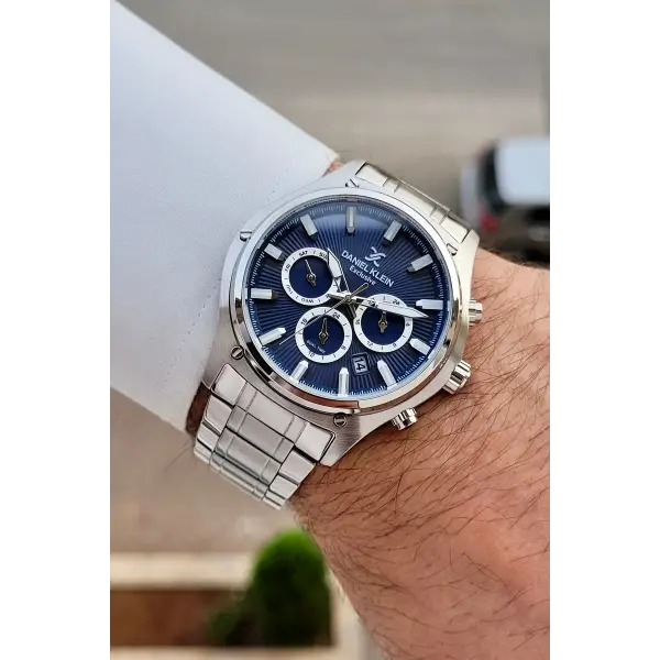 Kadranı Lacivert Kordonu Gümüş Renk 44 Mm Göstergeleri Aktif Erkek Kol Saati