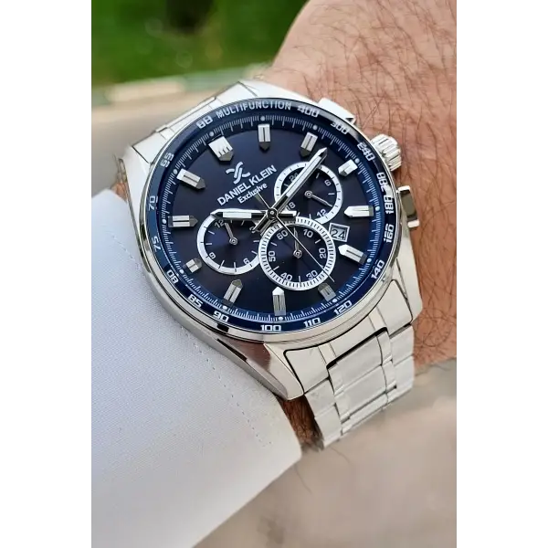 Kadranı Lacivert Kordonu Gümüş Renk 44 Mm Göstergeleri Aktif Erkek Kol Saati