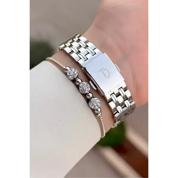 Gümüş Renk Kadın Kol Saati ve Bileklik