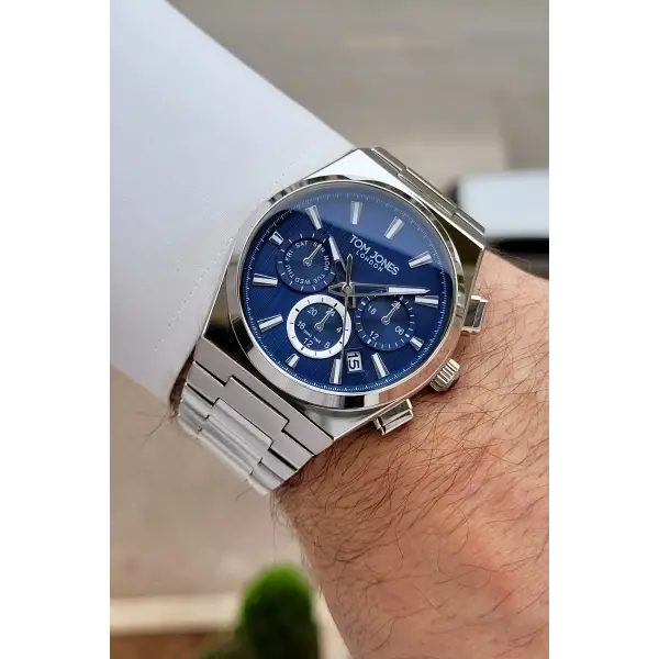 Kadranı Lacivert Kordonu Gümüş Renk 42 mm Erkek Kol Saati