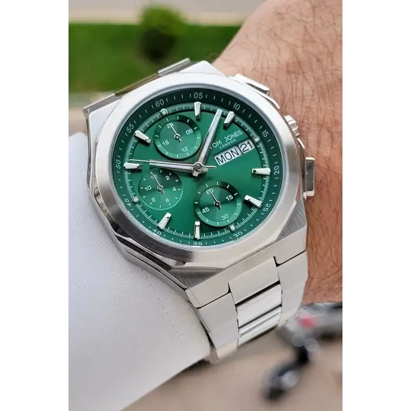 Kadranı Yeşil Kordonu Gümüş Renk 44 mm Erkek Kol Saati