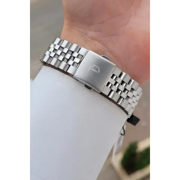 Kadranı Siyah Kordonu Gümüş Renk 40 mm Erkek Kol Saati