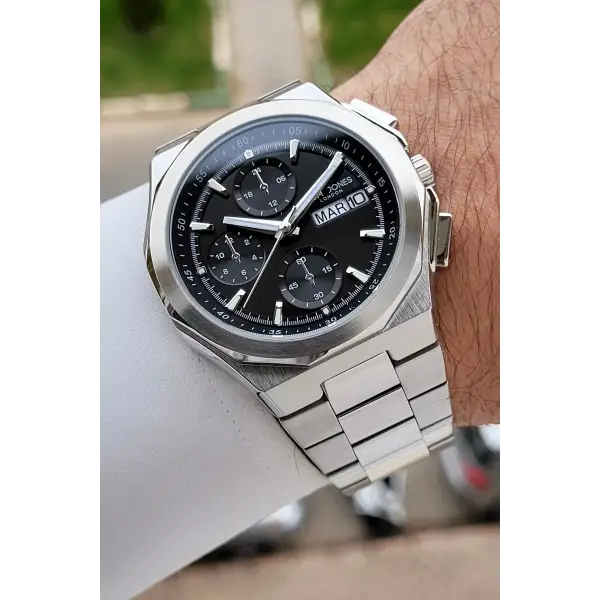 Kadranı Siyah Kordonu Gümüş Renk 44 mm Erkek Kol Saati