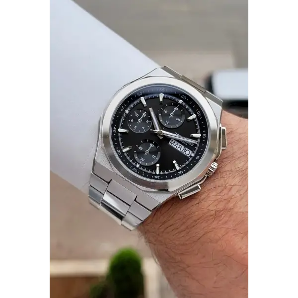 Kadranı Siyah Kordonu Gümüş Renk 44 mm Erkek Kol Saati