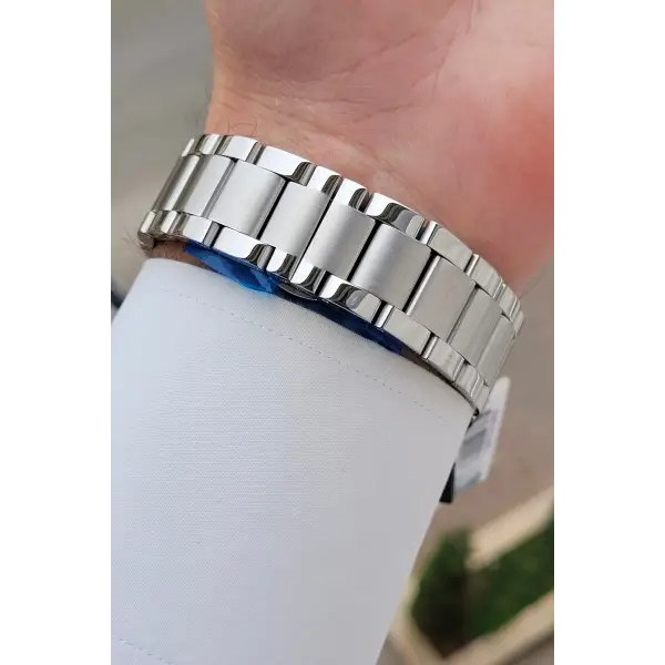 Kadranı Siyah Kordonu Gümüş Renk 42 mm Erkek Kol Saati