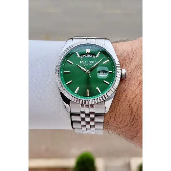 Kadranı Yeşil Kordonu Gümüş Renk 40 mm Erkek Kol Saati