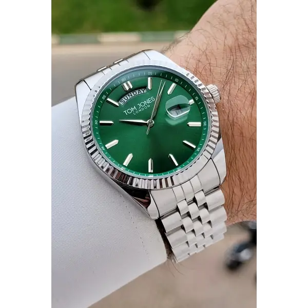 Kadranı Yeşil Kordonu Gümüş Renk 40 mm Erkek Kol Saati