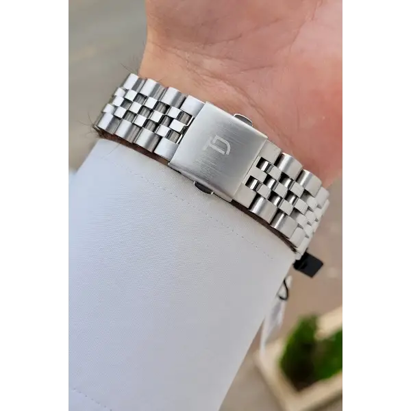 Kadranı Yeşil Kordonu Gümüş Renk 40 mm Erkek Kol Saati