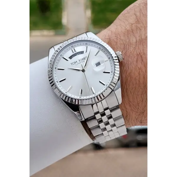 Gümüş Renk 40 mm Erkek Kol Saati