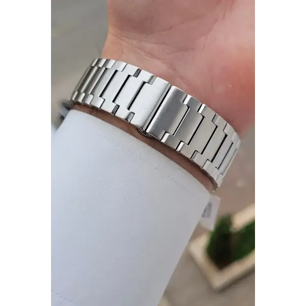 Kadranı Yeşil Kordonu Gümüş Renk 42 mm Erkek Kol Saati