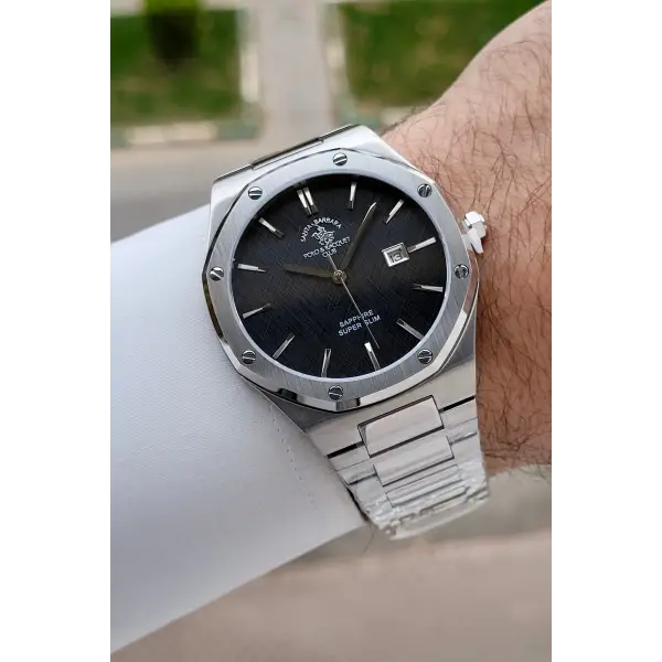 Kadranı Siyah Kordonu Gümüş Renk 41 mm Renk Atmaz Oksitlenmez Çelik Erkek Kol Saati