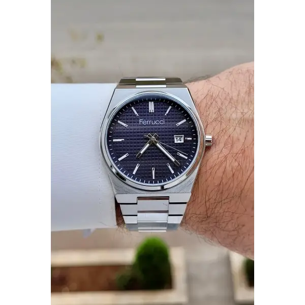 Kadranı Lacivert Kordonu Gümüş Renk 40 mm İç Göstergeleri Aktif Erkek Kol Saati