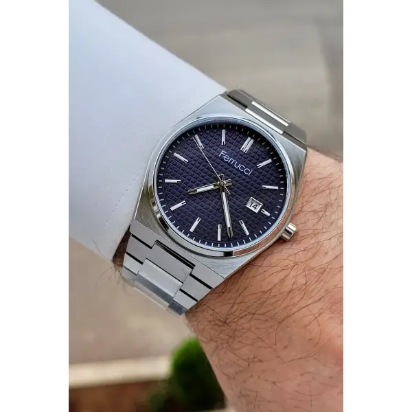 Kadranı Lacivert Kordonu Gümüş Renk 40 mm İç Göstergeleri Aktif Erkek Kol Saati